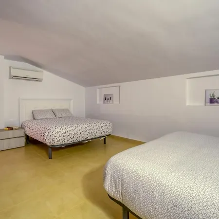 Vivalidays Urban Tossa Duplex * Tossa de Mar